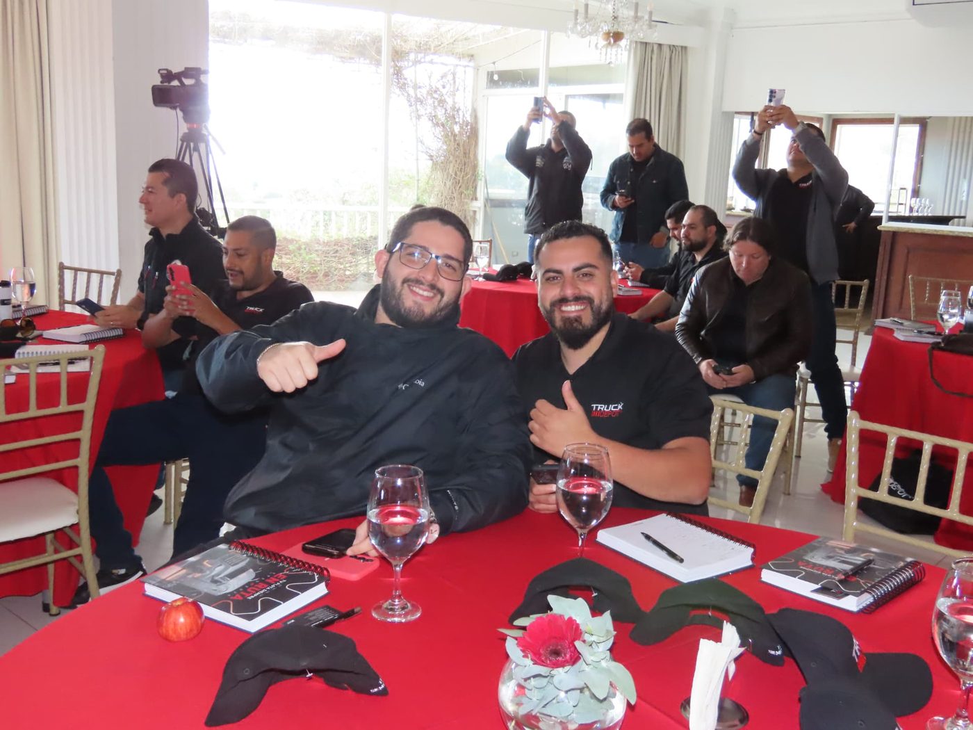 Equipo en convención regional